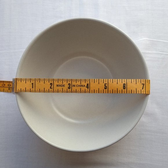 Vintage Pfaltzgraff Yorktowne 8" Basket Bowl - Picture 8 of 8